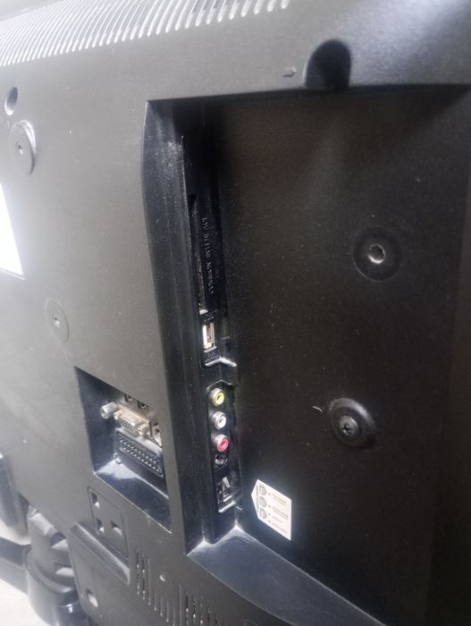 Телевизор 32инча