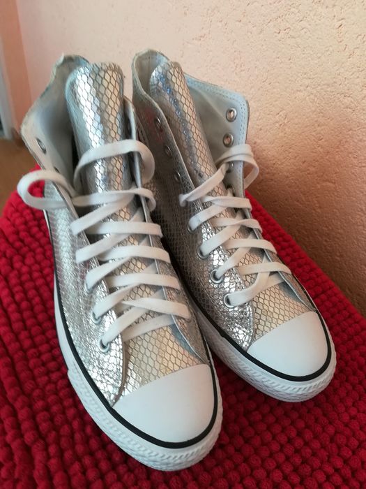 Bascheți noi Converse nr 41 dama piele