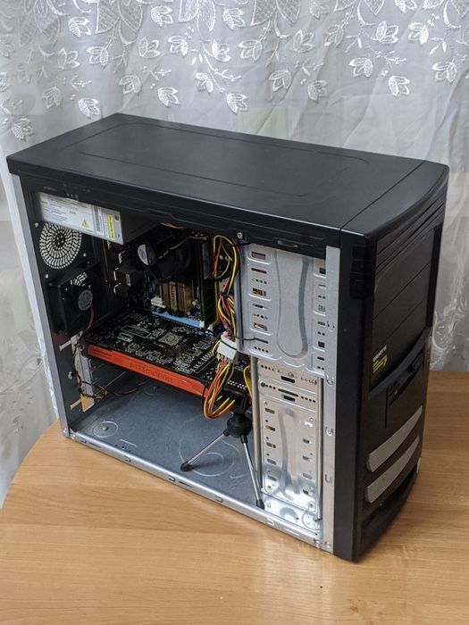 Услуги программиста. Ремонт и  настройка компьютера.