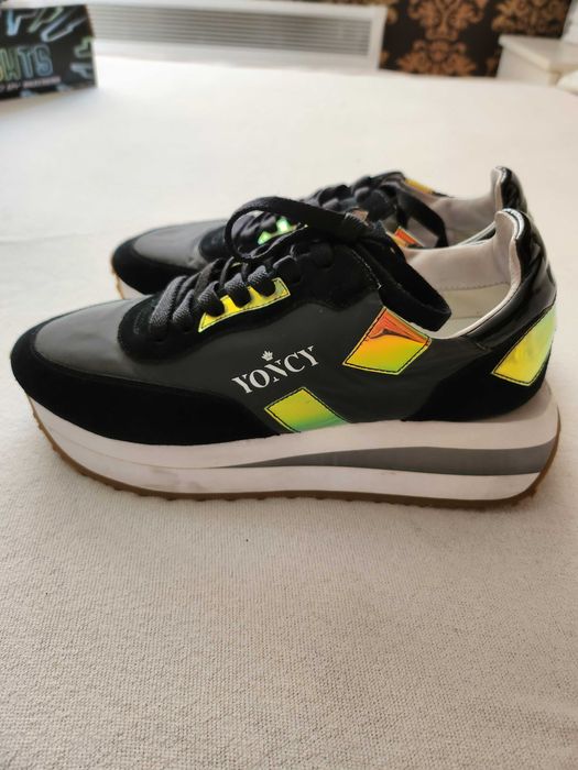 Дамски спортни обувки Yoncy® естествена кожа черни, р.39.