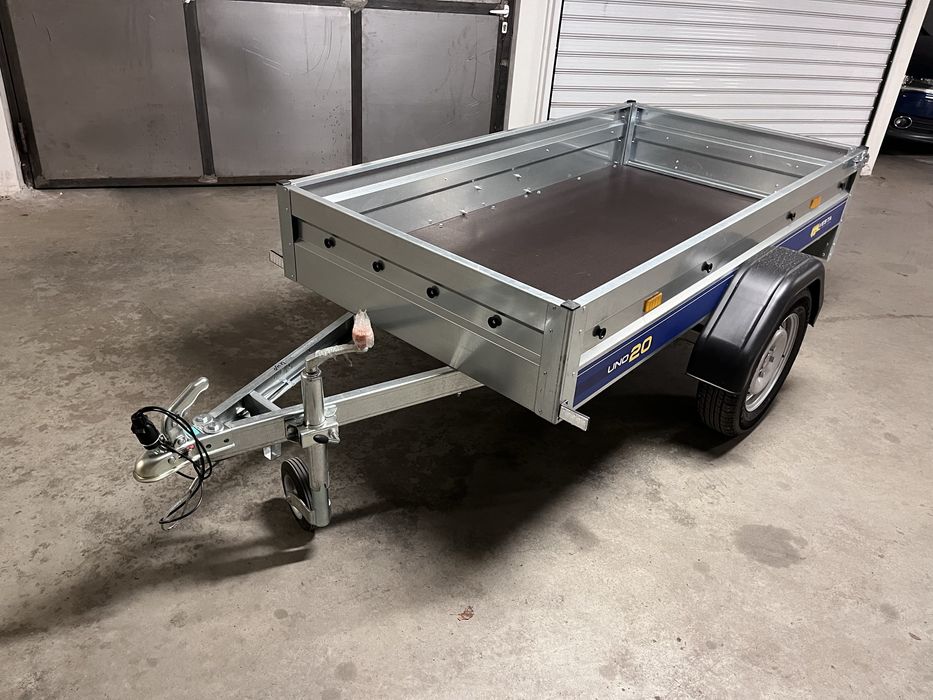 Vesta Uno 20 + опорно колело