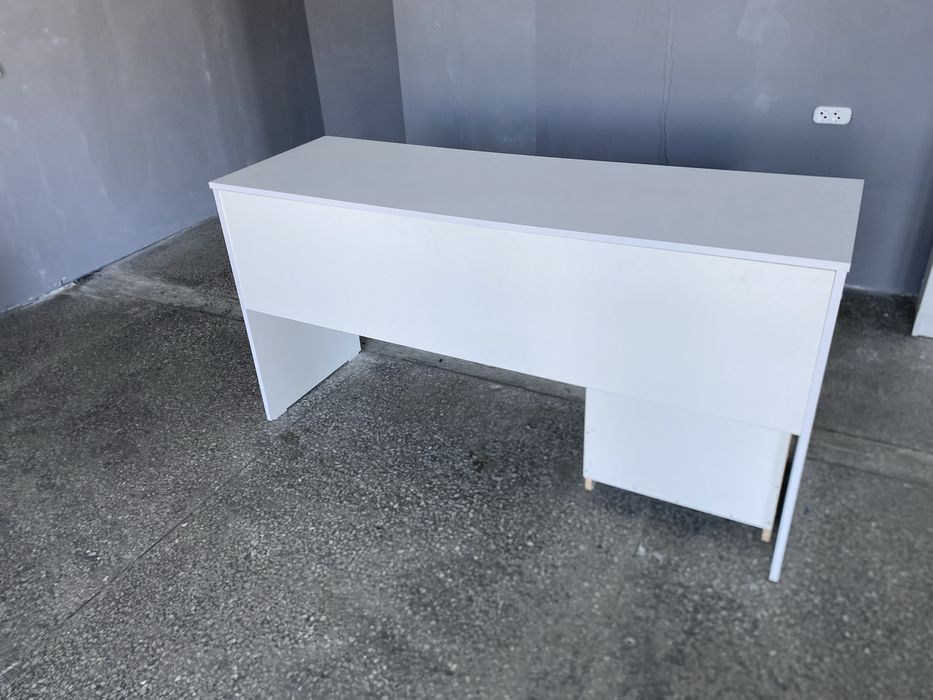 Продам стол рабочий