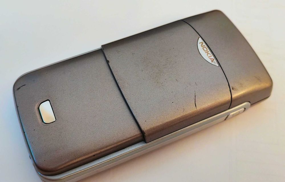 Nokia 6680 много запазен 25 минути разговори 100% ориг Made in Finland