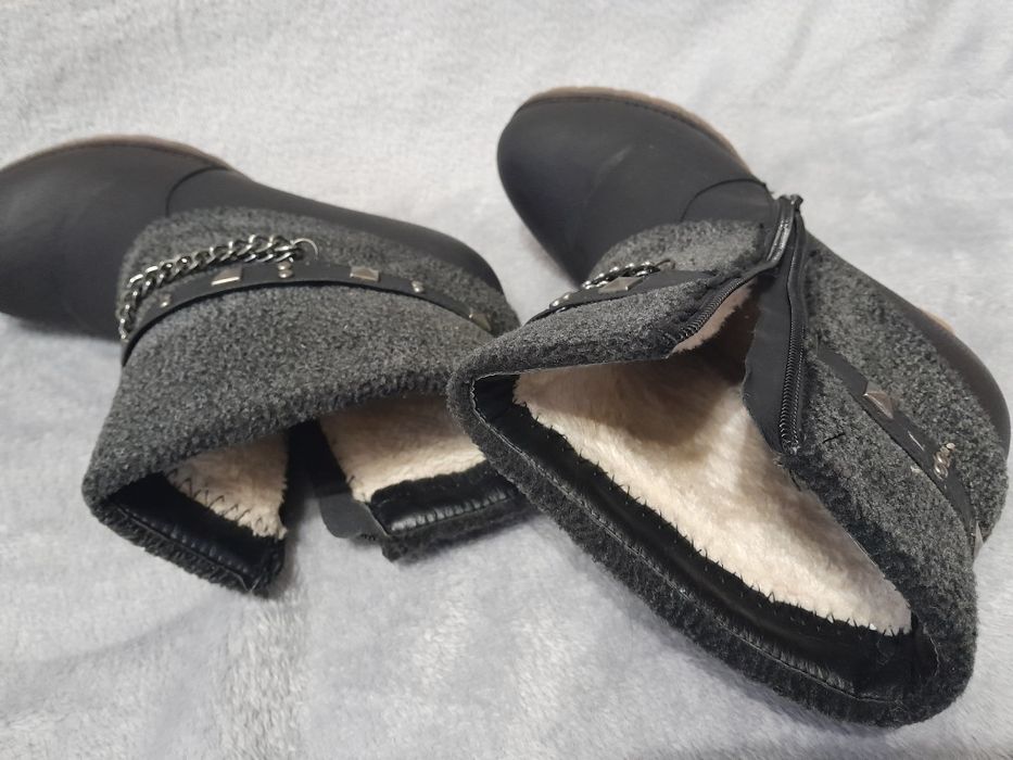 Дамски ботуши на висок ток