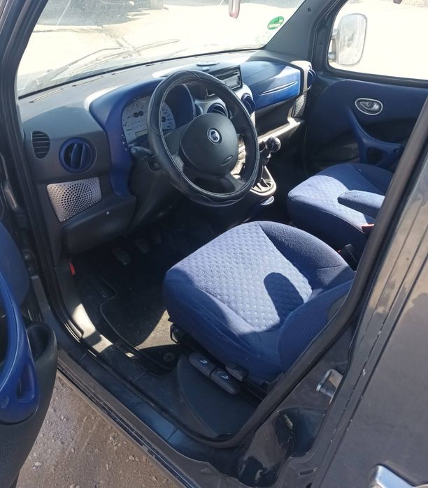 Dezmembrez Fiat Doblo 1.9 jtd