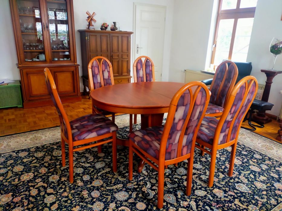 Set Lemn Masiv - Masă Ovală Extensibilă + 6 Scaune Tapițate