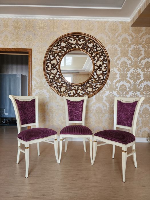 Продам 12 стульев в гостиную