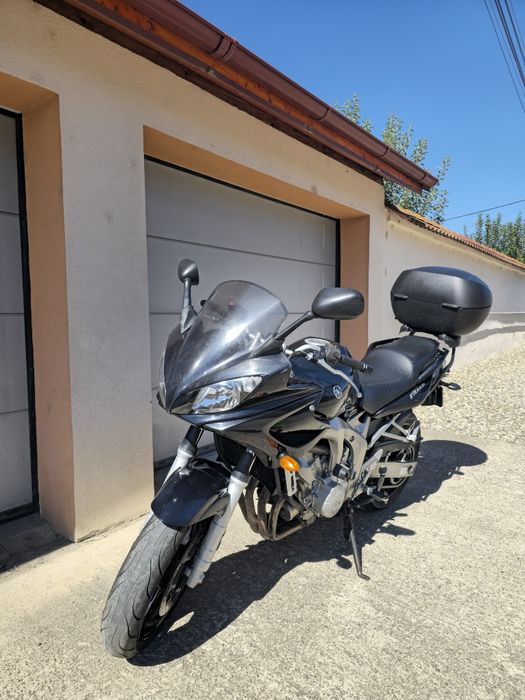 Vând motocicletă Yamaha Fz 6