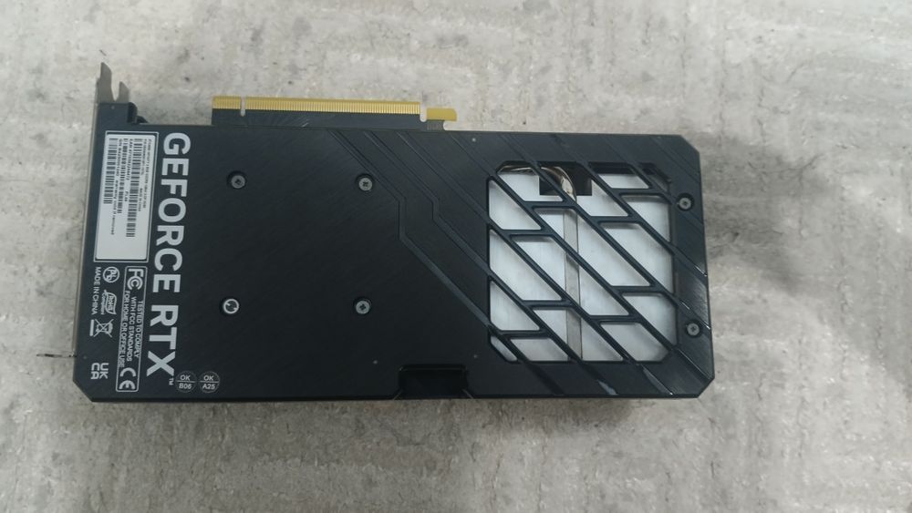 Продаю видеокарту RTX 4060