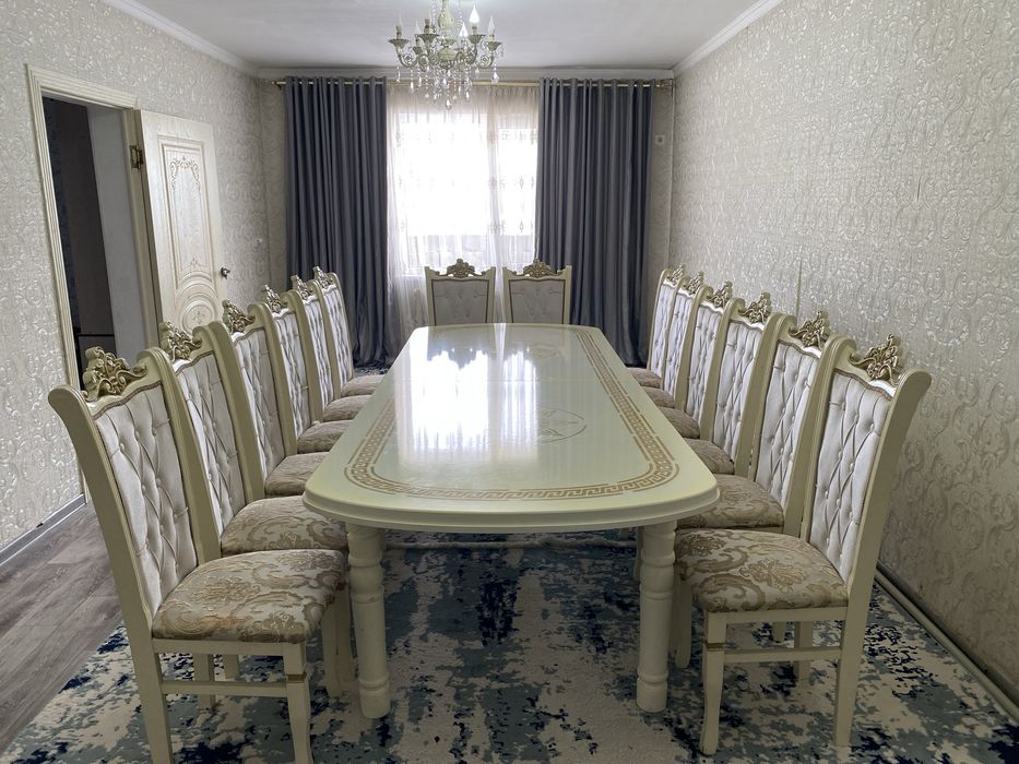 Столы и стулья белый