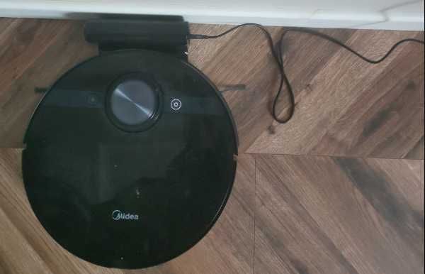 Робот-пылесос с Wi-Fi Midea VCR M7 EVO