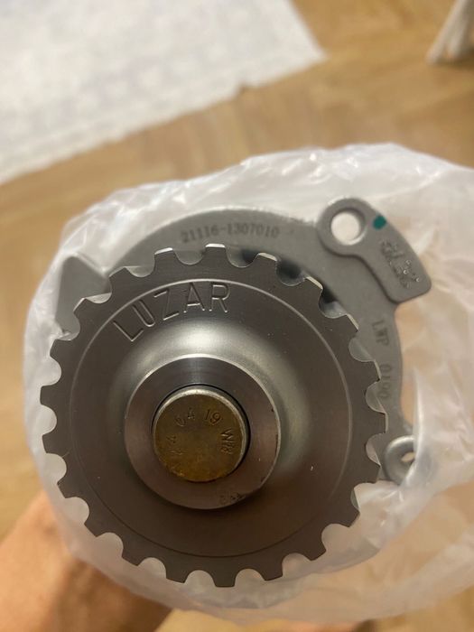 Продам помпа водяной насос