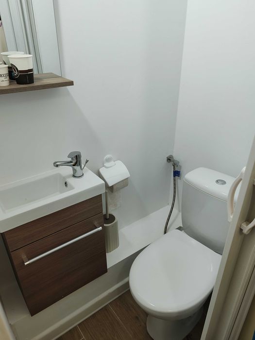 Inchiriez spatiu comercial pe Calea Timisorii.