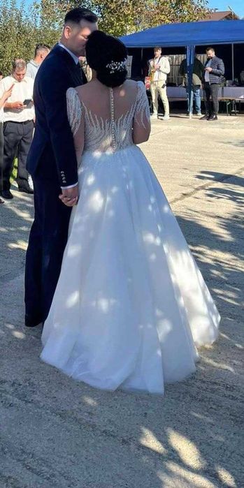 Rochia de mireasa Tip A