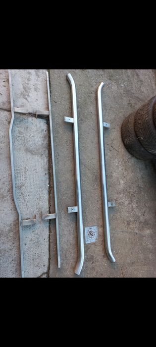 Praguri laterale auto