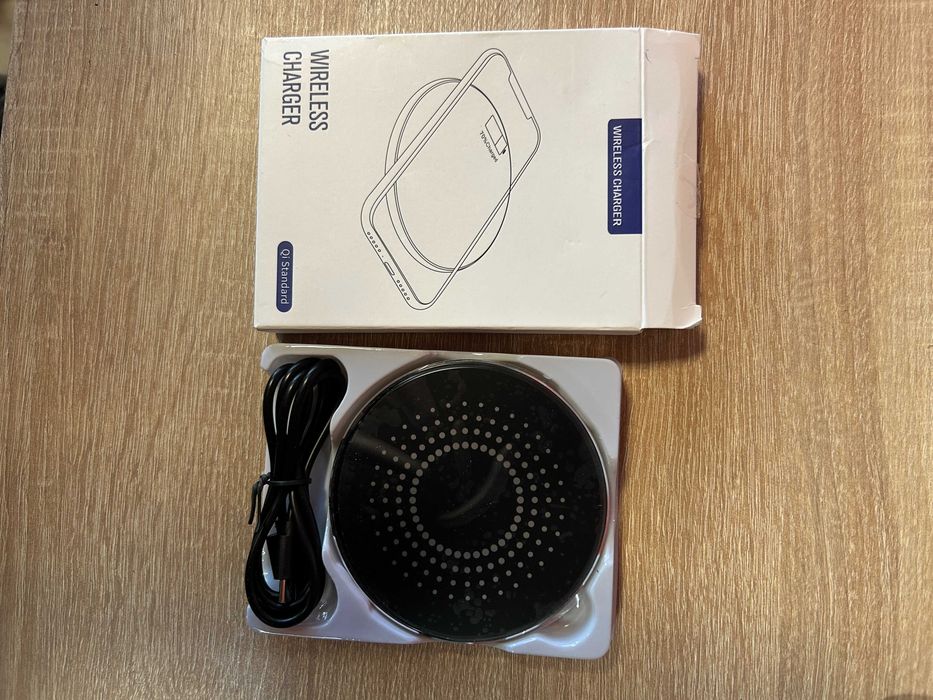 Безжични зарядни (Qi Wireless Chargers) за iPhone и Android