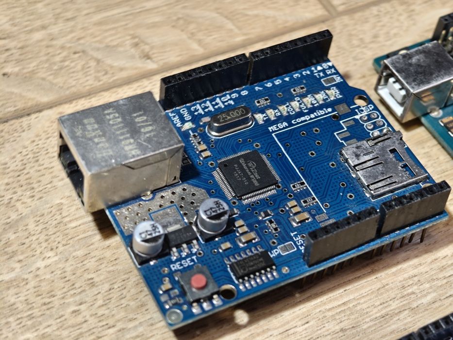 Arduino Mega, Uno, Leonardo, Nano, Pro Mini + Raspberry Pi Zero