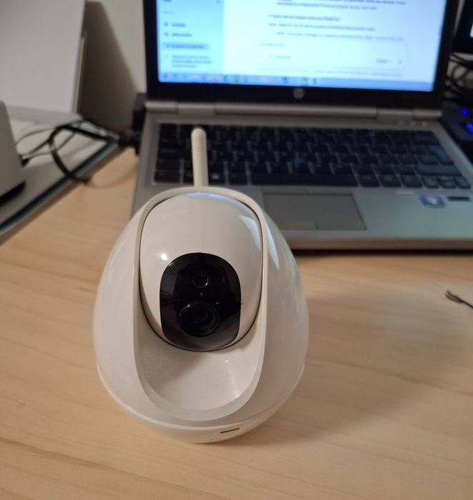 Cameră Supraveghere Wi-Fi TP-Link NC450 – HD, Pan/Tilt (Rotativă)