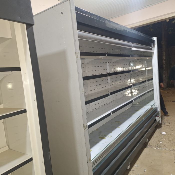 Продаются витиринный холодильники ГОРКА