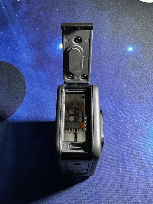 Gopro 11 black+ 4 Baterii