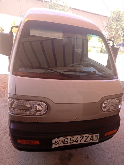 Pachka damas metan polik chixol qilingan