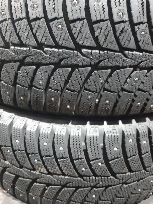 Продам шины 215/55/17 Корея.