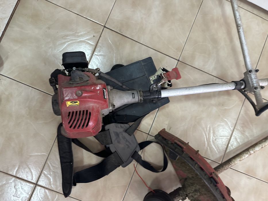 Бензинов тример MTD Smart BC26