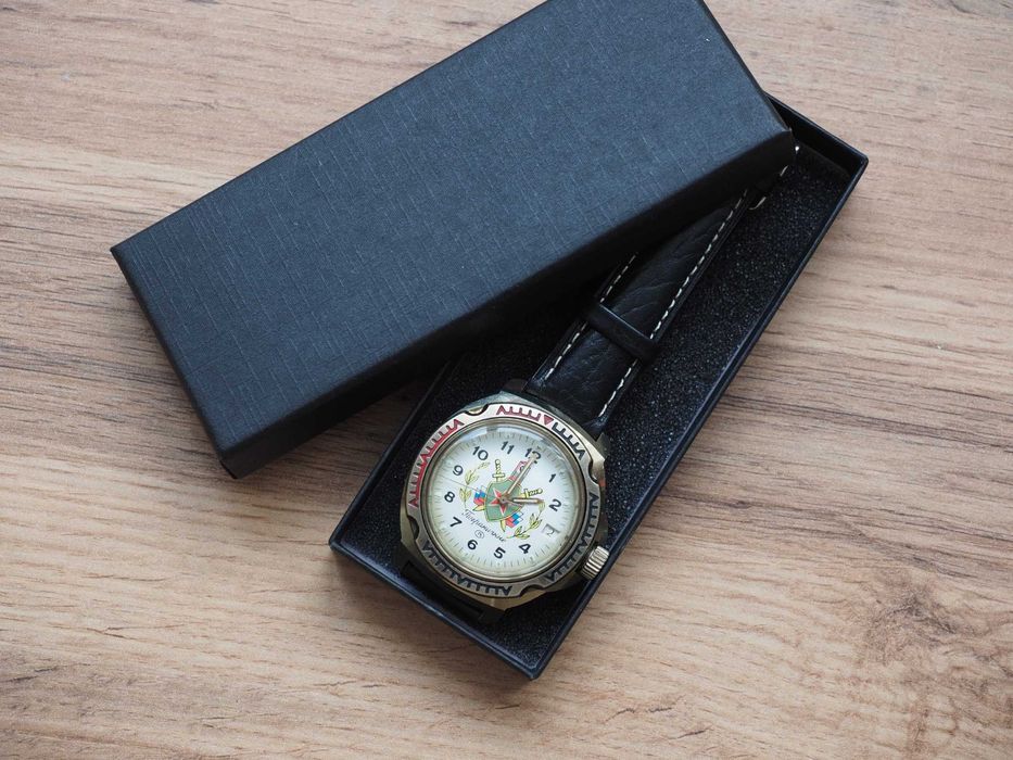 Ceas mecanic Vostok Komandirskie Grăniceri, curea scumpă, cutie, URSS