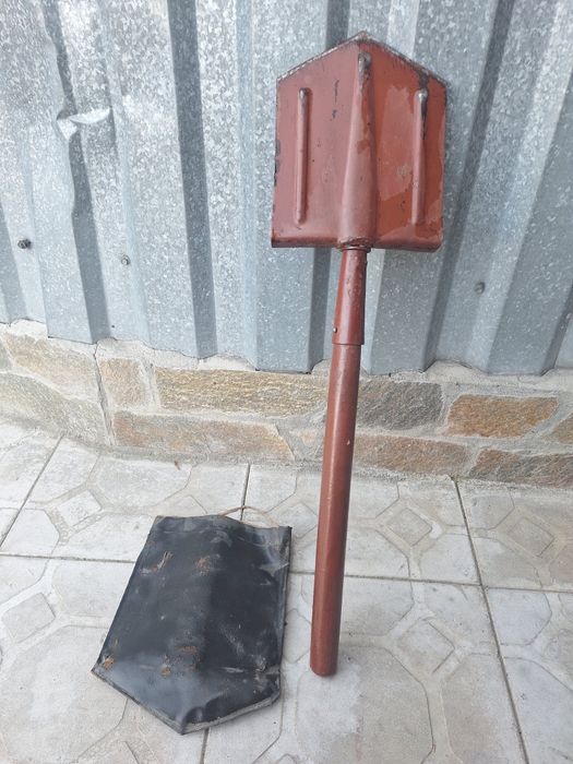 лопата саперная .