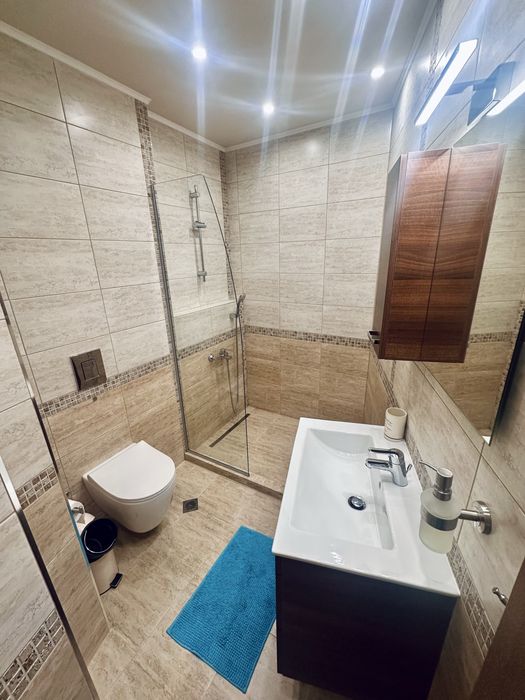 Апартамент за нощувки Супер център Бургас + Гараж