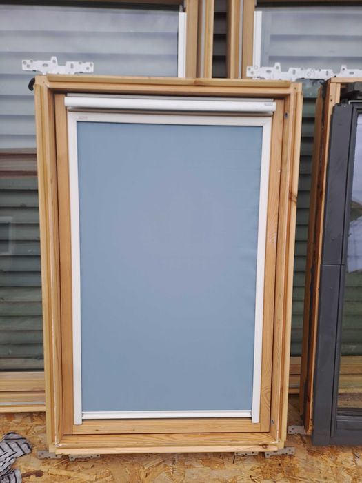 Geamuri velux premium  +Rama etansare [ TABLA ]