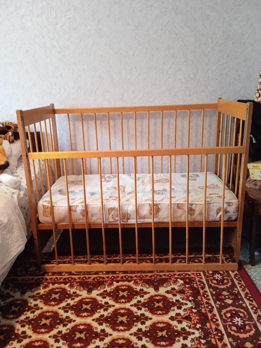 Детская кровать манеж