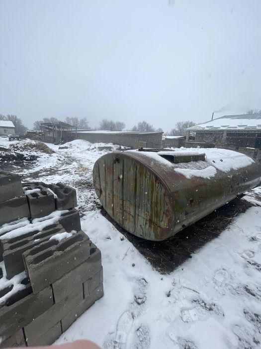 Продается емкость