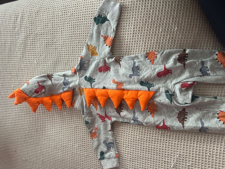 Бебешки Динозавър гащеризон baby 3-6м