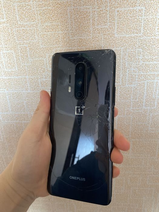 Oneplus 8 pro продаю по хорошей цене