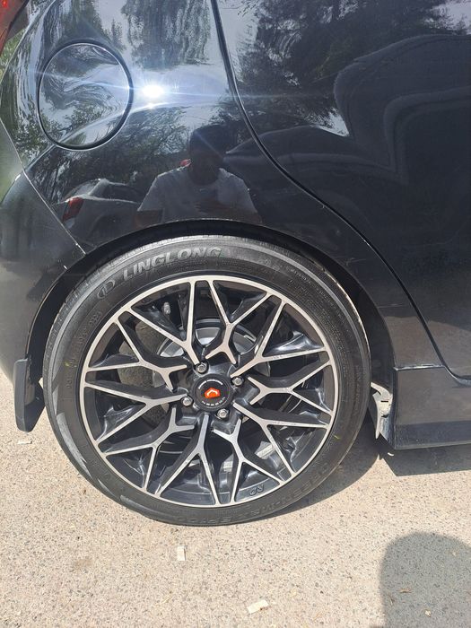 Diska sotiladi yoki barter R16 4\100