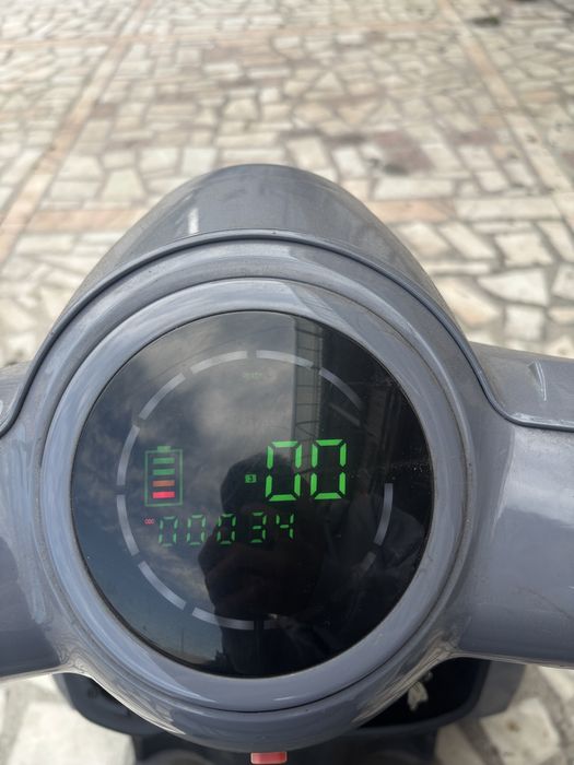 Tricilcleta(scooter) se vinde URGENT