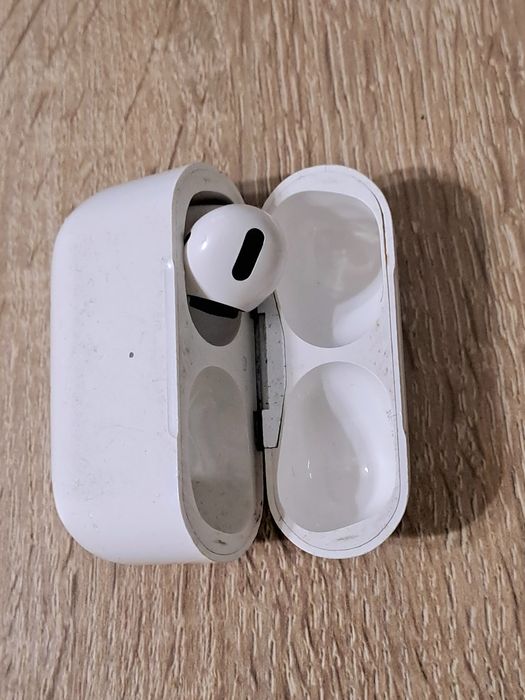 Airpods pro оригинал