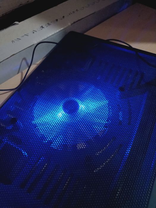 Охлаждение для ноутбука