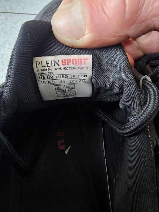 Plein sport tiger attack