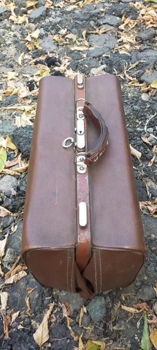 Продам винтажный саквояж ссср