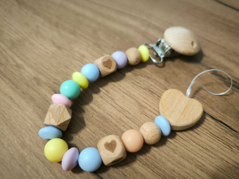 Силиконов клипс за биберон или гризалка