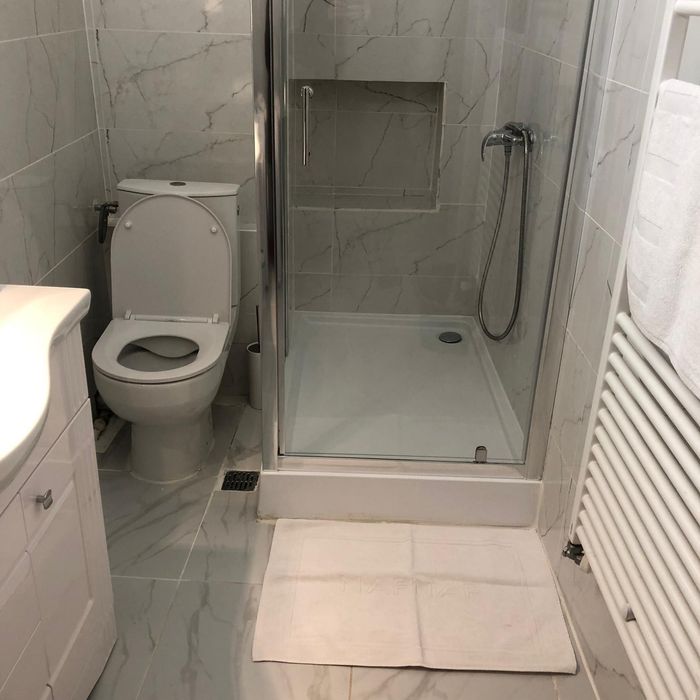 Închiriez apartament 2 camere