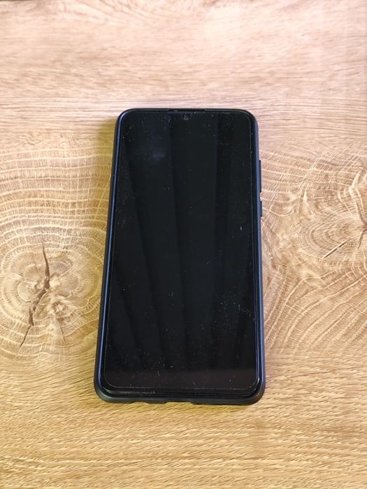 Телефон Huawei P30 lite