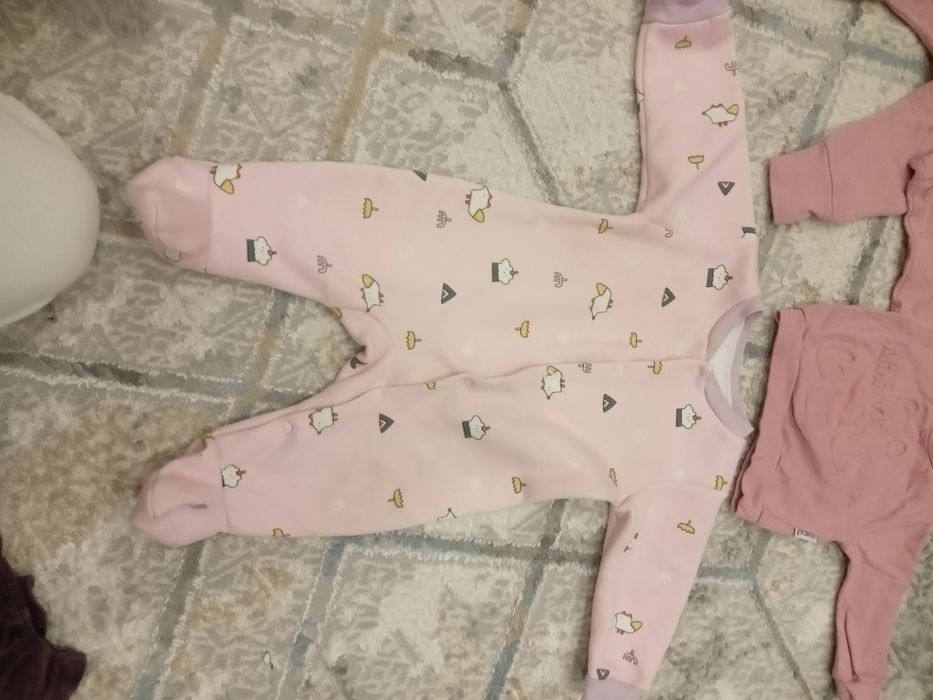 Продам детские вещи