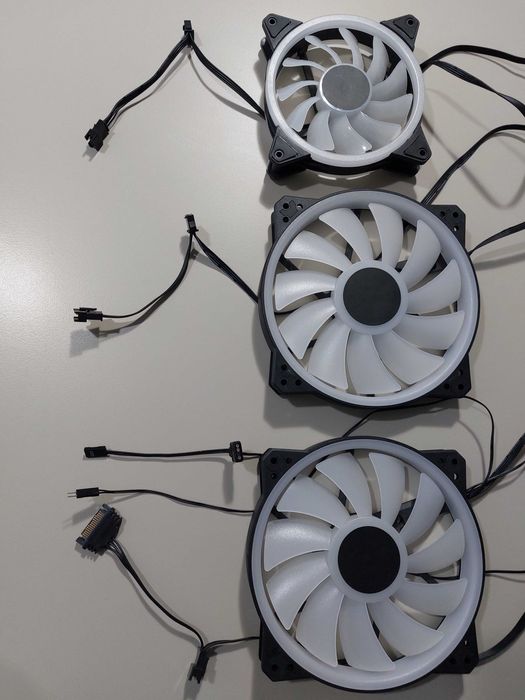 3 Ventilatoare ARGB AeroCool (1x120mm, 2x160mm)