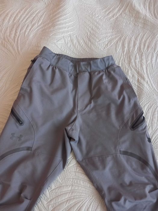 2 бр юношески спортни долници Under Armour