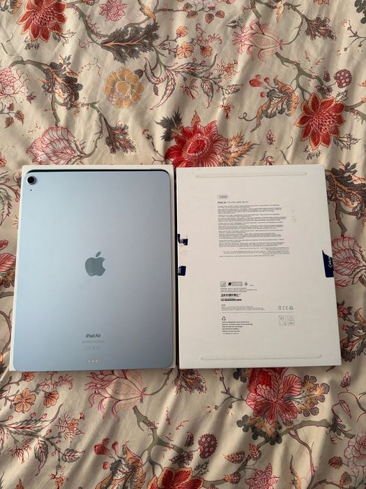 Apple iPad Air 13” M2 128GB Wi-Fi 2024 – impecabil, capacitate baterie 100%