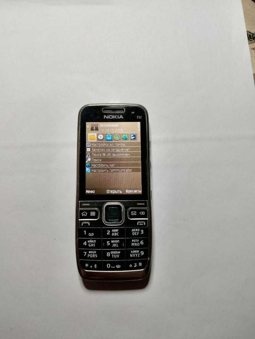 Nokia E52, телефон, кнопочный, ретро