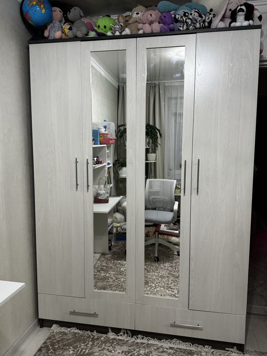 Продам шкаф для спальни